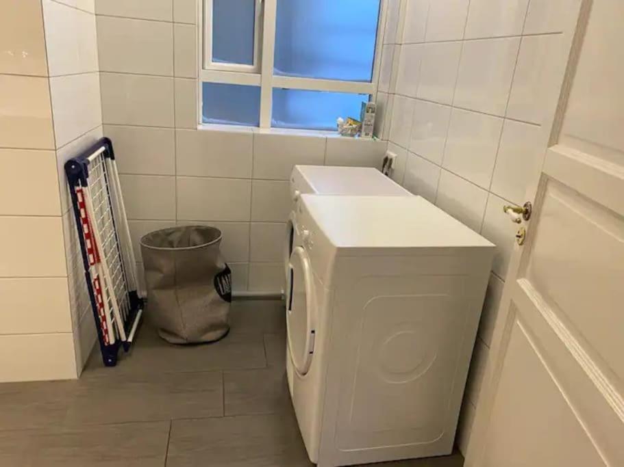 Husavik 2 Bedroom Apartment Ngoại thất bức ảnh
